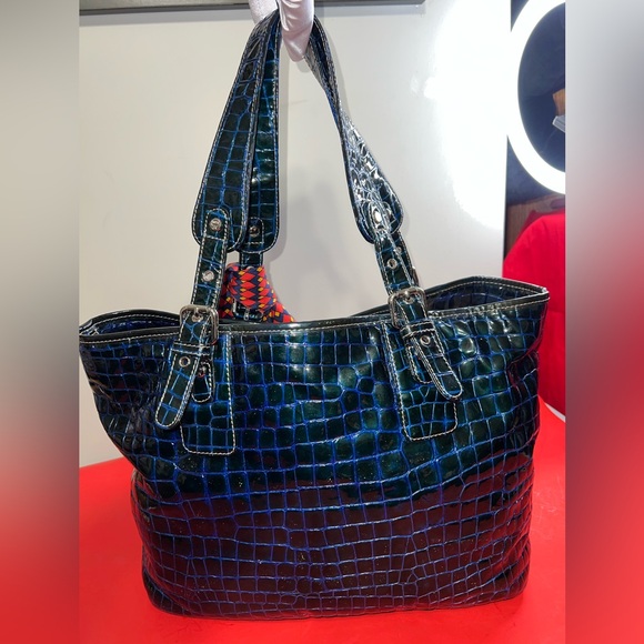 MCM Patent Leather Tote Bag - Picture 3 of 8